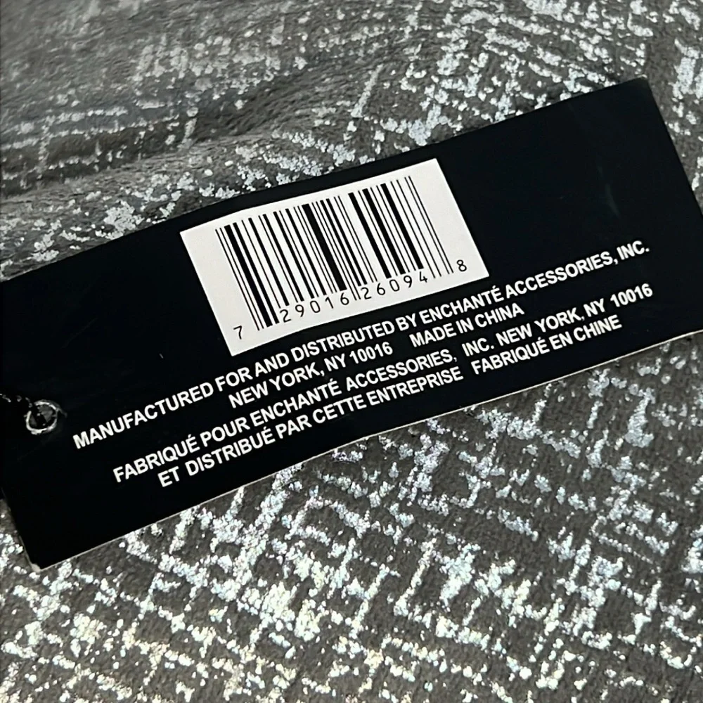 Sheffield Home Silver Metalic Pillow Size 20X20